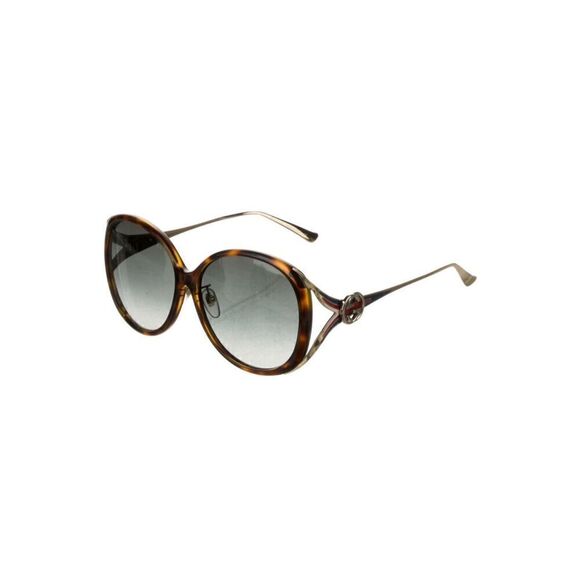 •   Gucci Oversize Sunglasses